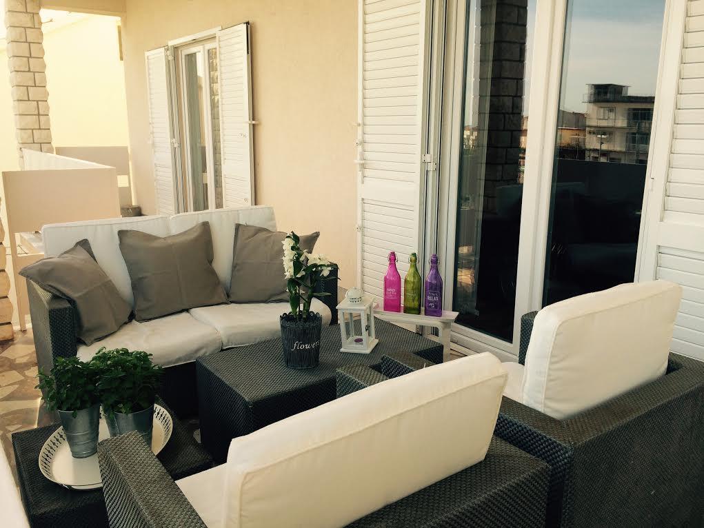 Apartment Francos Primošten Exteriör bild