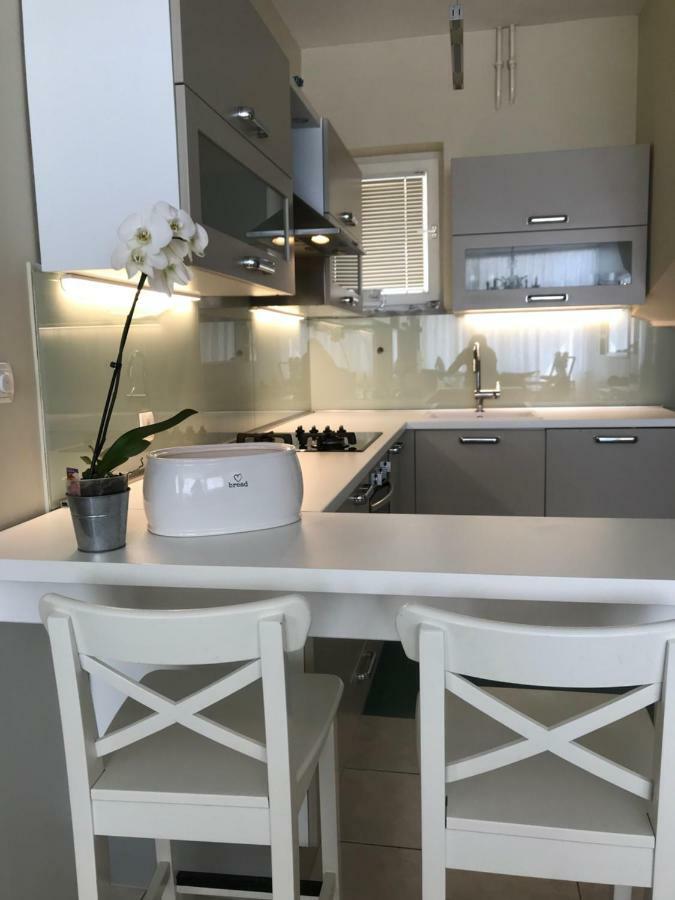 Apartment Francos Primošten Exteriör bild